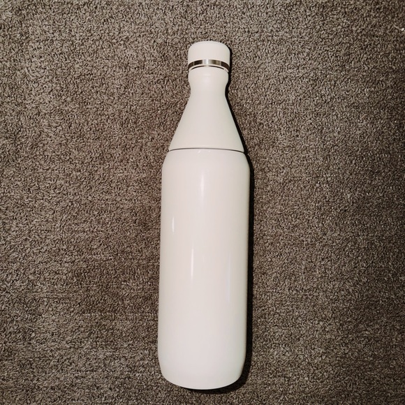 Stanley All Day 20oz Slim Water Bottle - Picture 2 of 4